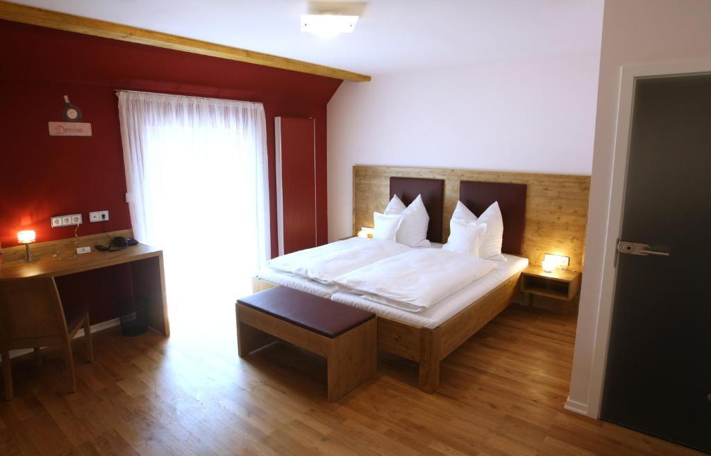 Rothweinhotel Wiesenbronn Eksteriør bilde