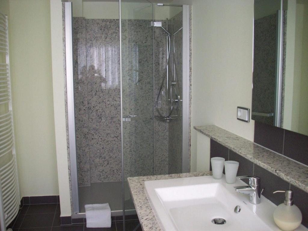 Rothweinhotel Wiesenbronn Rom bilde